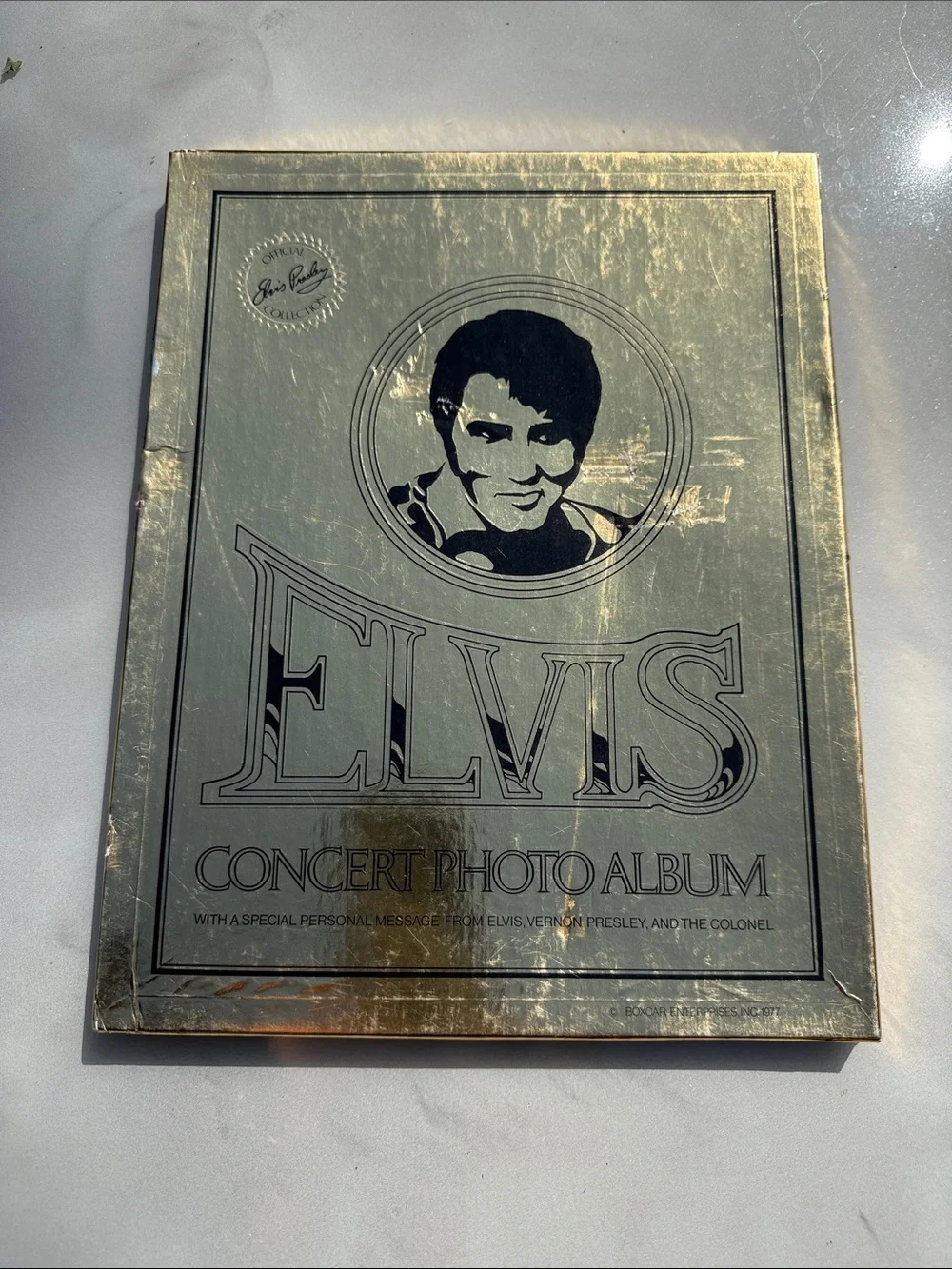 Official Elvis Gold and Black Concert Photo Album1977